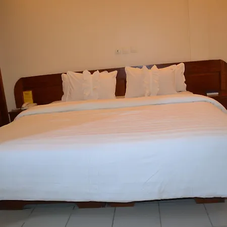 Planet Hotel-3
